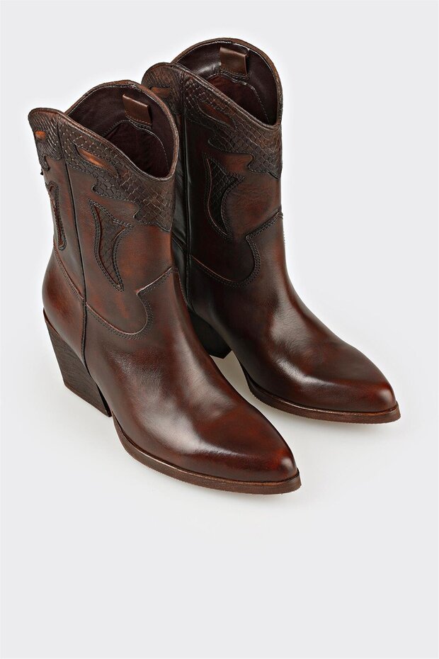 Kahve Deri Kadın Bot - 2