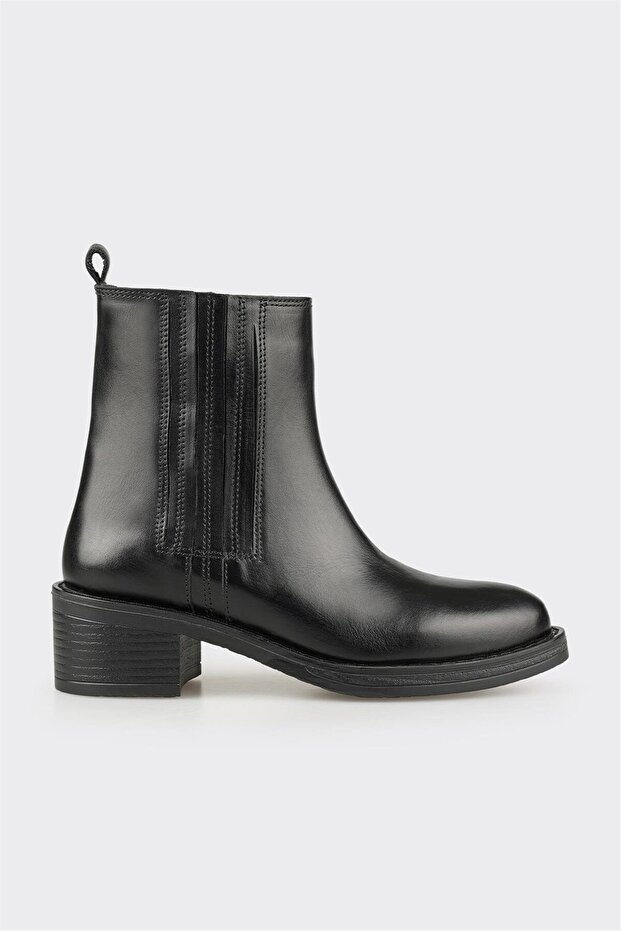 Siyah Deri Kadın Topuklu Bot - 1