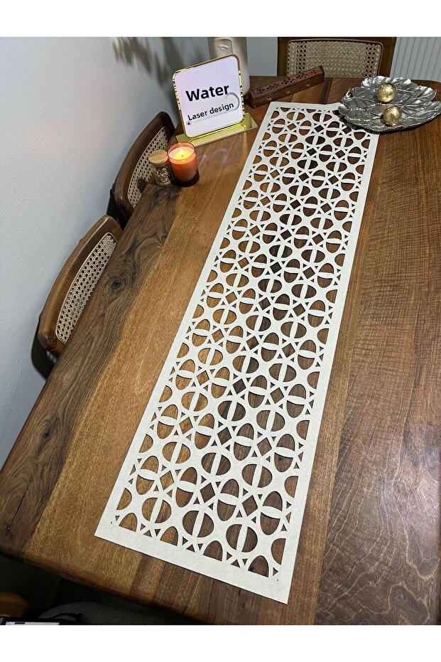 عداء منقوش باللون الفاتح - 2