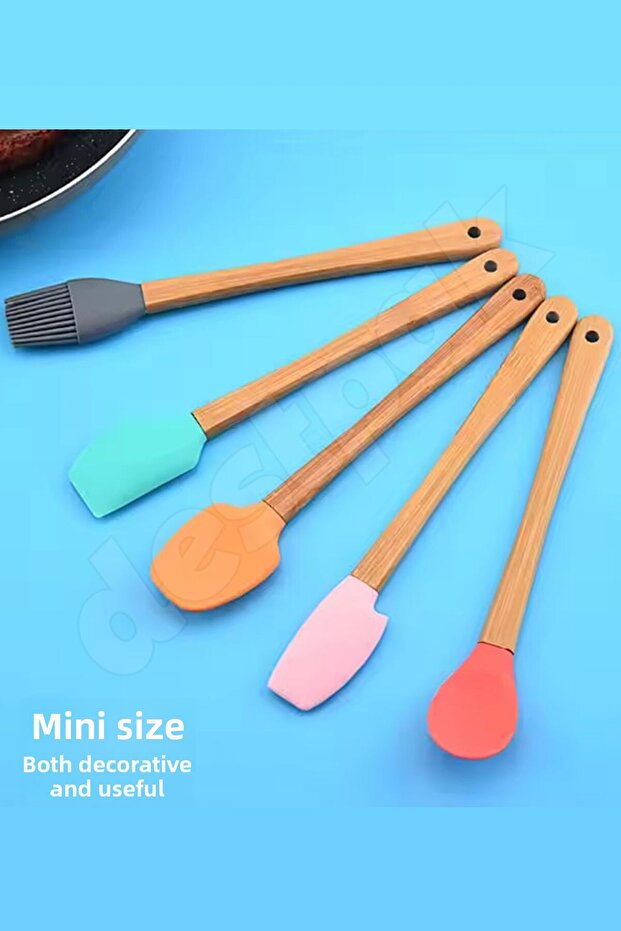 Set of 5 Mini Bamboo Spatulas - Egg Brush - Bamboo Handle - Baby Compatible