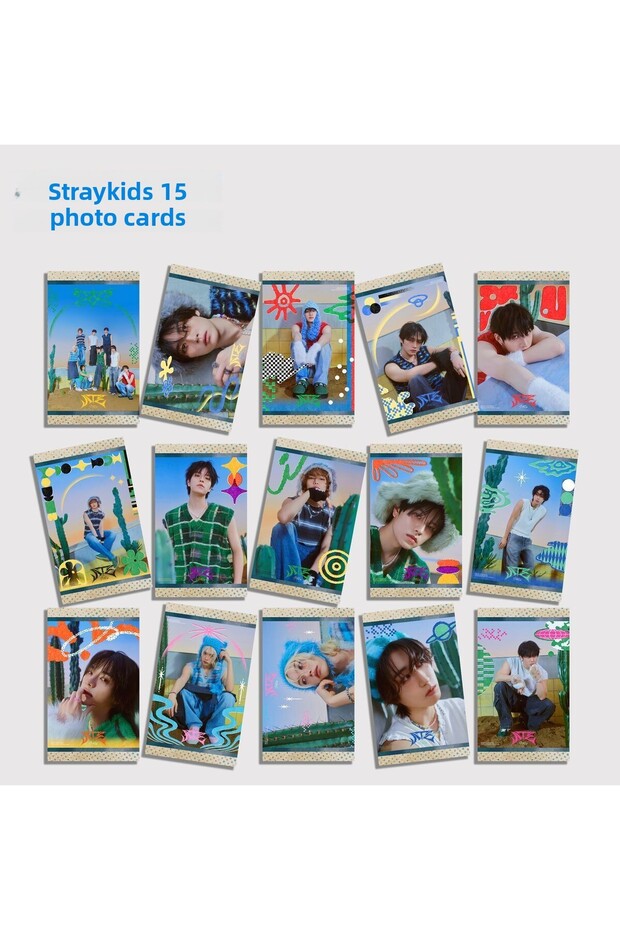 Stray Kids Ate 15 Pieces Photo Cards