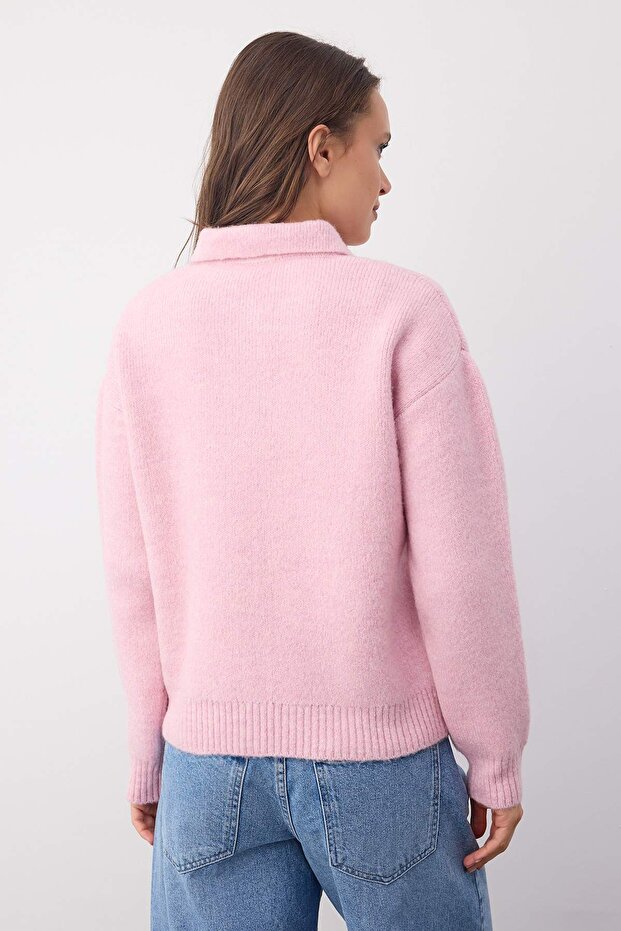 Wardrobe Essentials Pembe Basic Geniş Kalıp Özel İplikli Triko Kazak | TWOAW26KZ00072 - 4