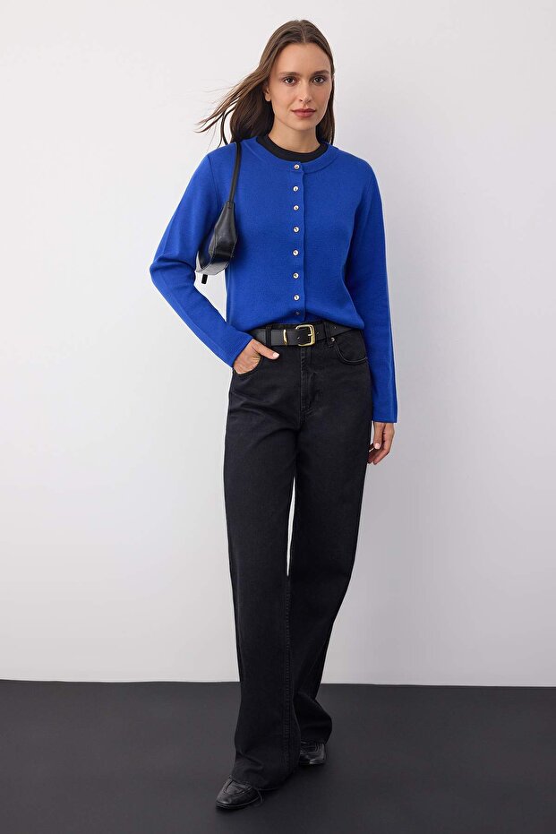 Wardrobe Essentials Saks Düğme Detaylı Pamuklu Basic Triko Hırka | TWOAW26HI00001 - 2