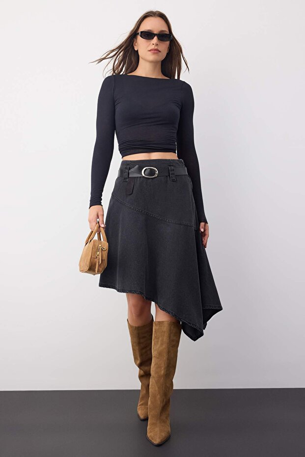 Wardrobe Essentials Siyah Kemerli Asimetrik Midi Denim Etek TWOAW26ET00076 - 1