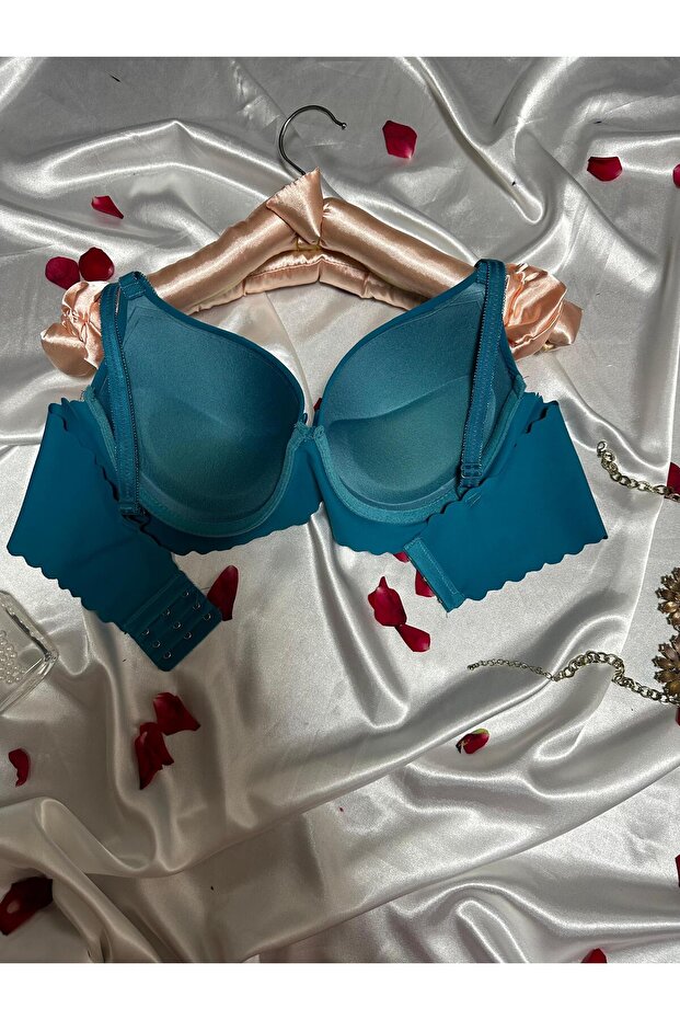 حمالة صدر مقطوعة بالليزر C - 3