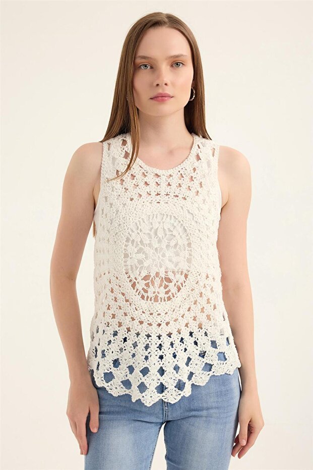 لاعب كرة مضفر كبير - 1