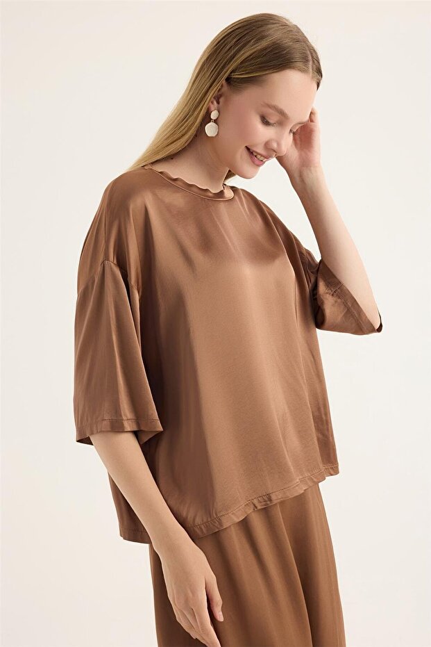 Round Neck Blouse - 3