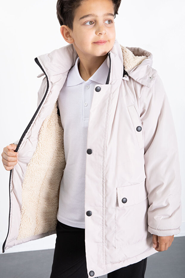 معطف منتفخ أساسي للأولاد مع فرو بيج داخلي وغطاء رأس قابل للإزالة 21441 - 5