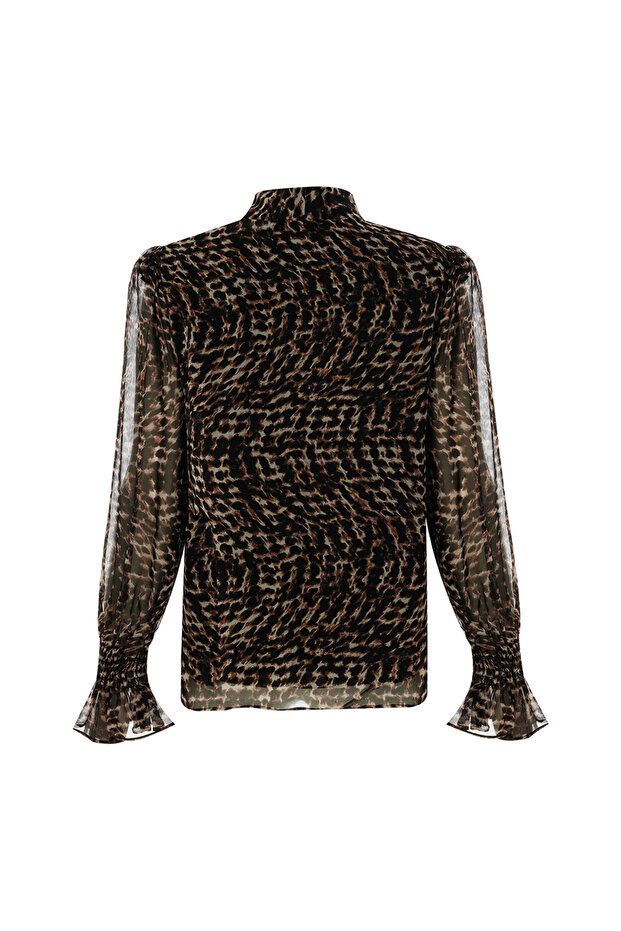 بلوزة عادية مبطنة بياقة وشاح بنمط الفهد - 8