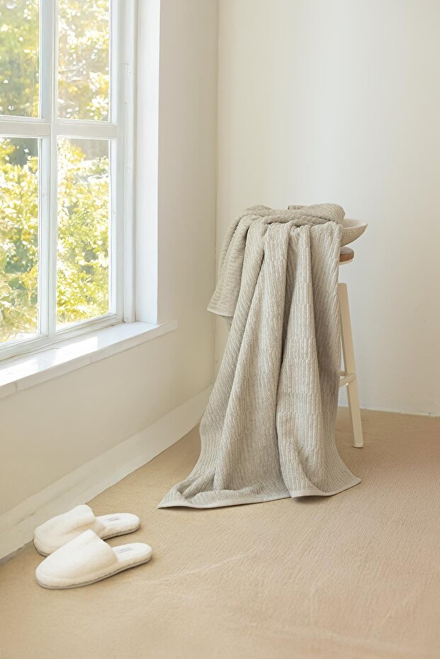 Earth Large Bath Towel 90X150 cm Green