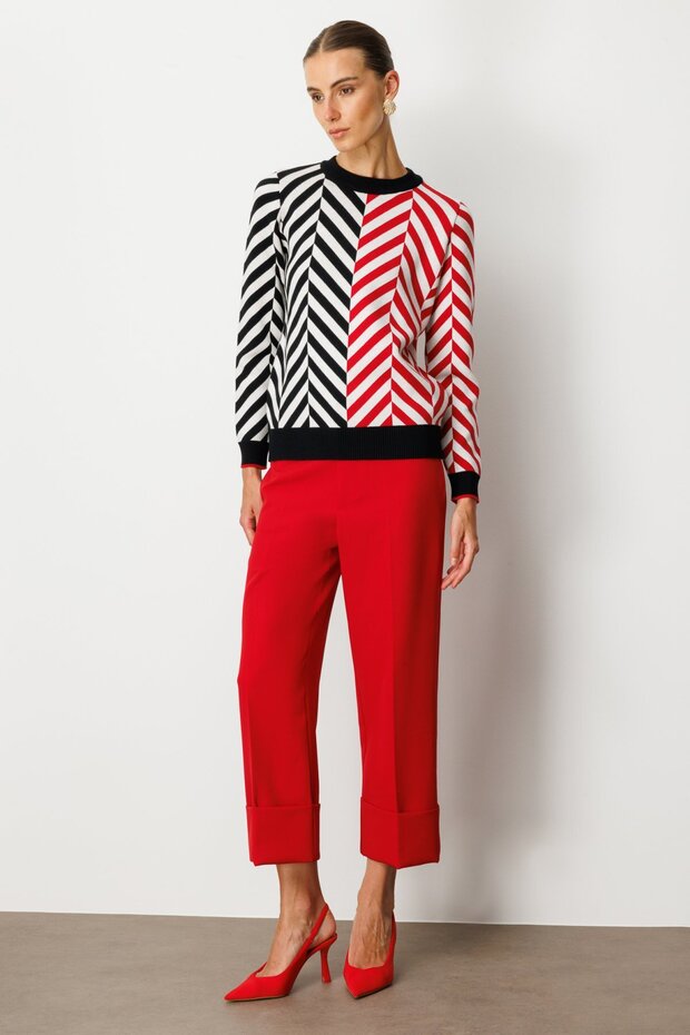 Zigzag Patterned Crew Neck Knit Sweater-65308 - 3