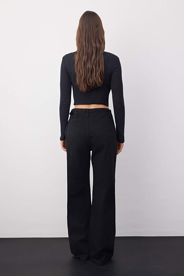 Wardrobe Essentials Siyah Yüksek Bel Kuş Gözü Detaylı Kemerli Wide Leg Palazzo Jeans TWOAW26JE00098 - 4