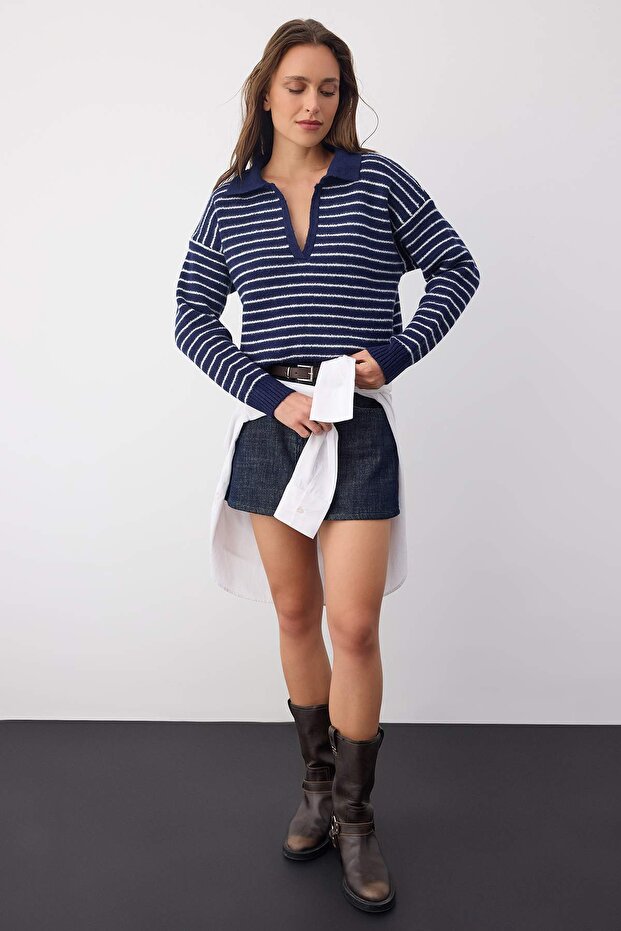 Wardrobe Essentials Lacivert*001 Yumuşak Dokulu Çizgili Geniş Kalıp Basic Triko Kazak TWOAW26KZ00087 - 2