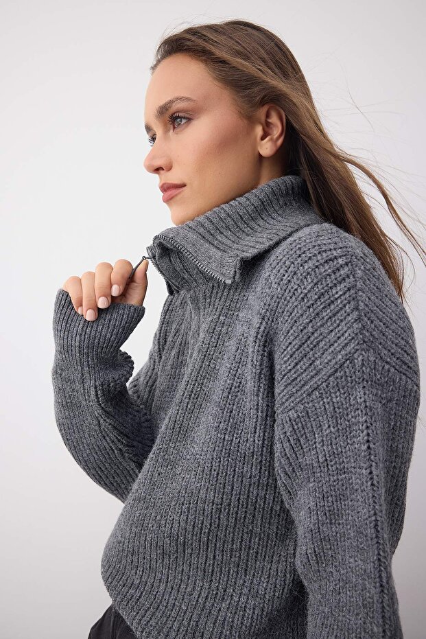 Wardrobe Essentials Antrasit Yumuşak Dokulu Triko Kazak | TWOAW26KZ00180 - 1