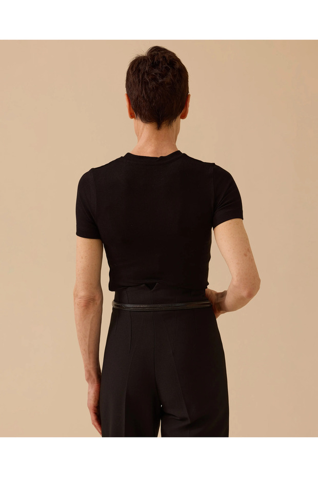 Yuvarlak Yaka Kısa Kollu Basic Tişört - 3