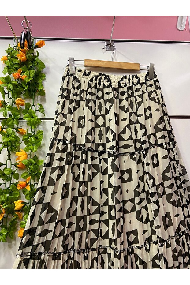 Patterned Chiffon Skirt with Lining - 2