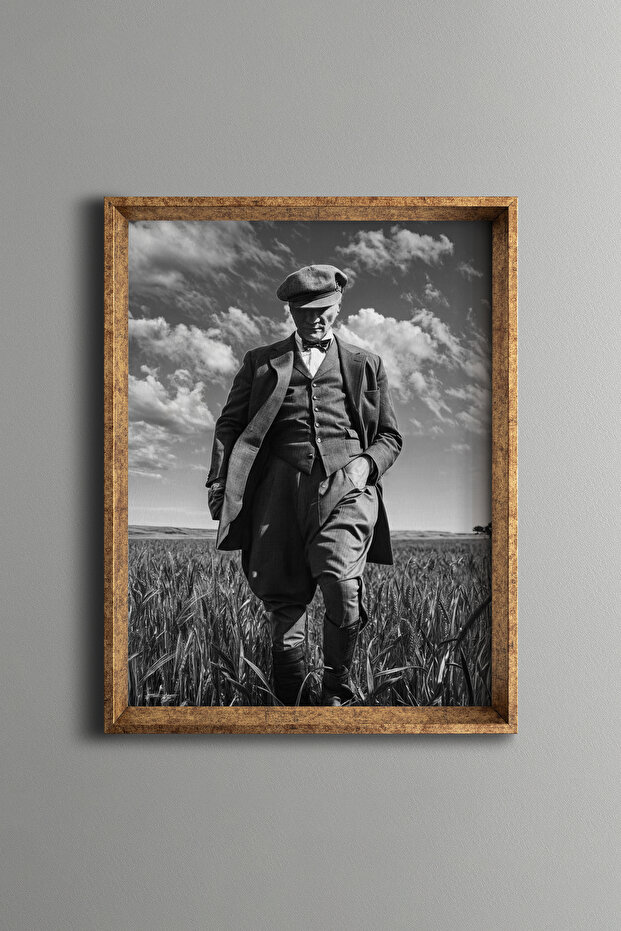 Ataturk - Vintage Patterned Frame