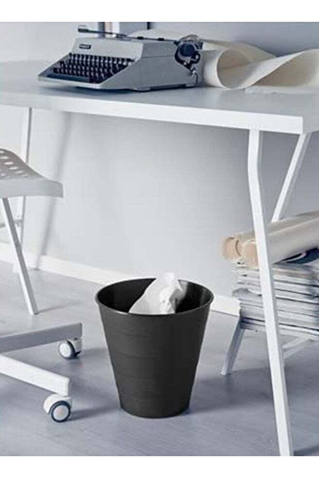 سلة نفايات الحديقة باللون الأسود - 1