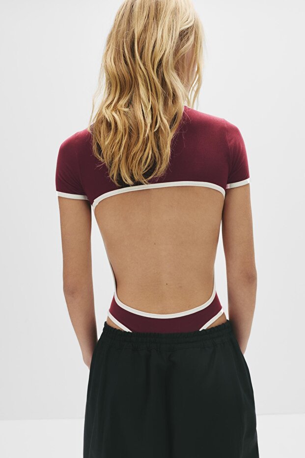 Sırtı pencere detaylı body - 3