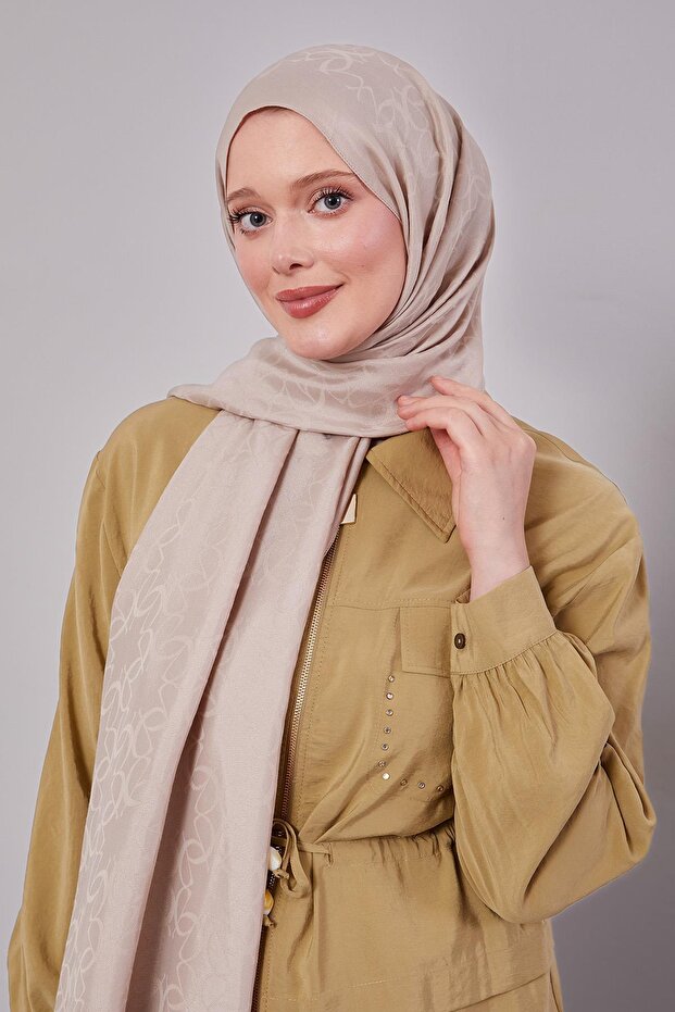 شال غرازيا بنمط هندسي بيج - 2