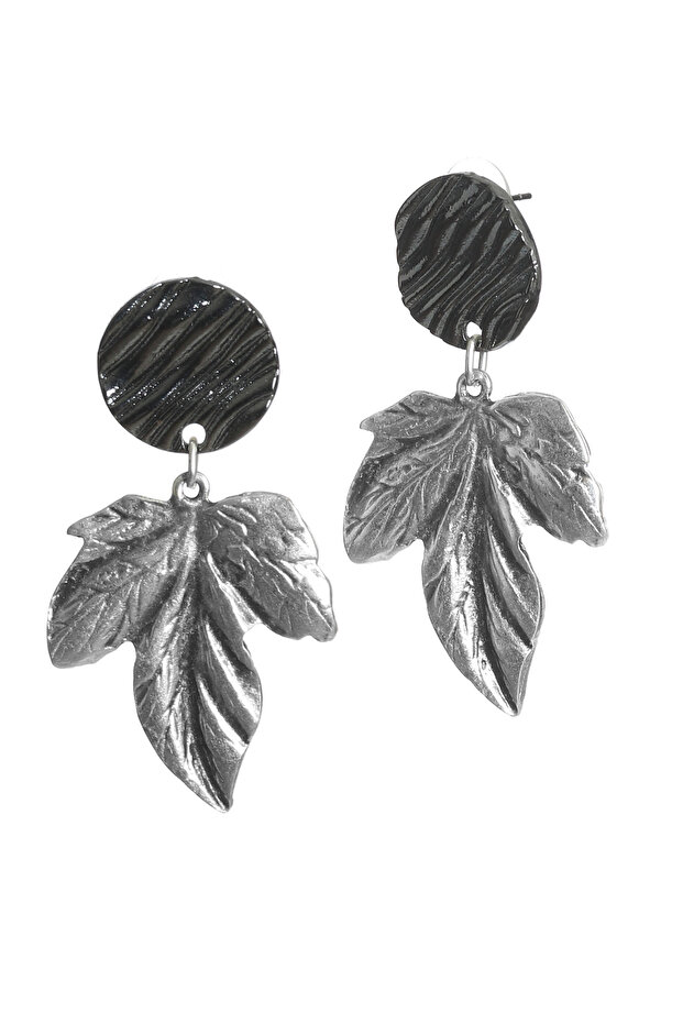 Kadın Çivili Model Yaprak Formlu Küpe - 7