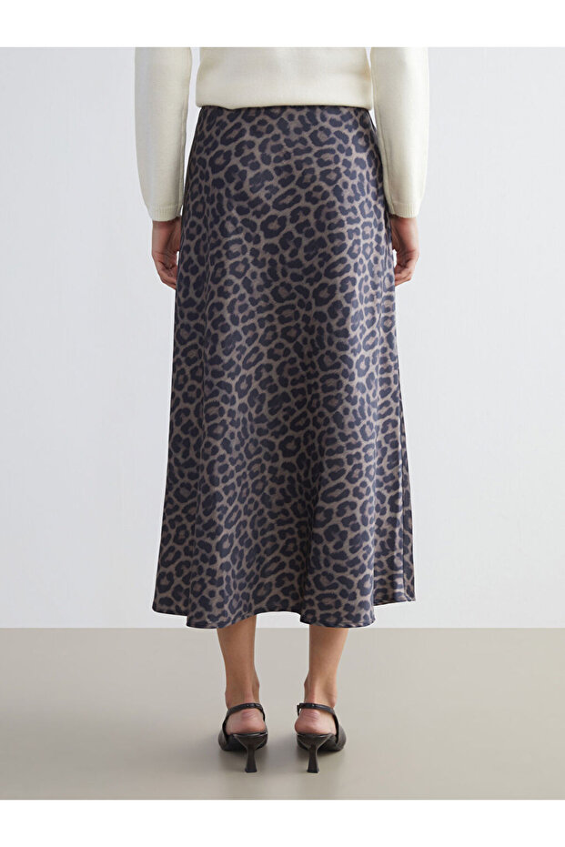 Sparkling Choices from Shining Store |   Leopard Patterned A-Line Satin Skirt with Elastic Waist - 4