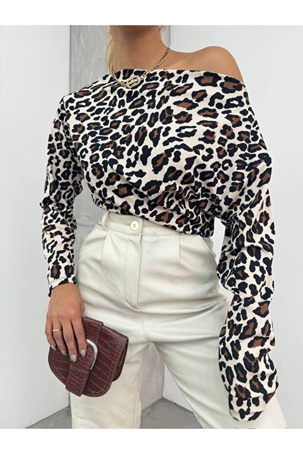 12726-Leopard Patterned Blouse - 1