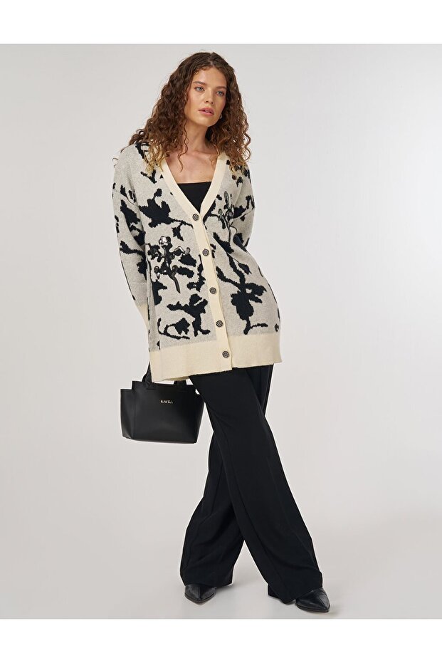 Payet İşlemeli Triko Hırka Krem - 2