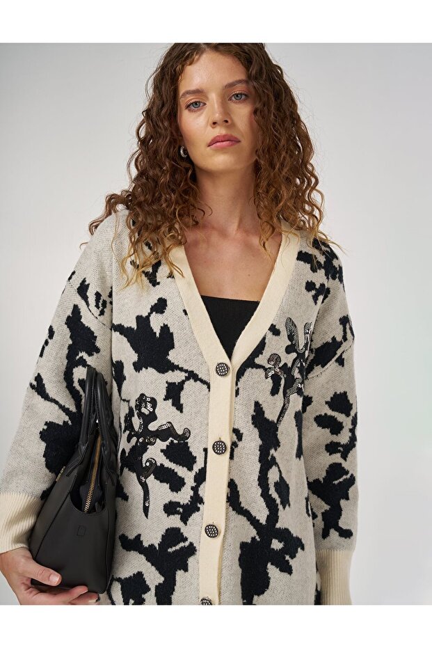 Payet İşlemeli Triko Hırka Krem - 7