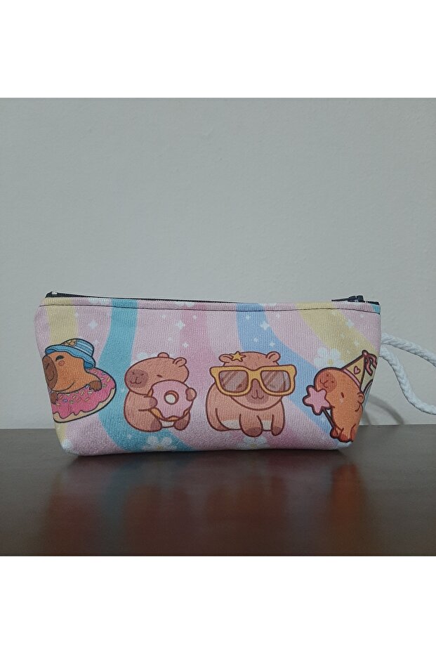 حامل أقلام على شكل قوس قزح من OWL BAG Capybara - حقيبة مكياج