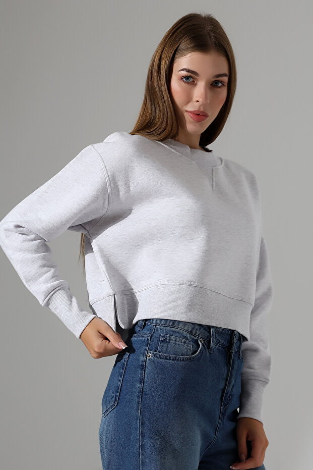 Relax Relaxed Cut Side Slit Crew Neck Cotton Basic Women's Sweatshirt 21925 Karmelanj