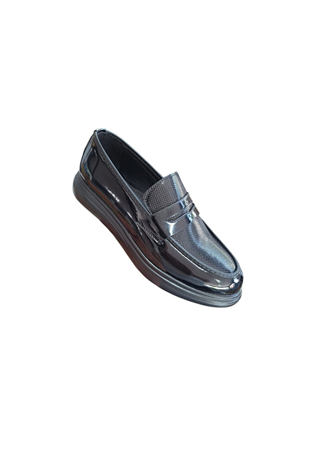 Patent leather men's shoes