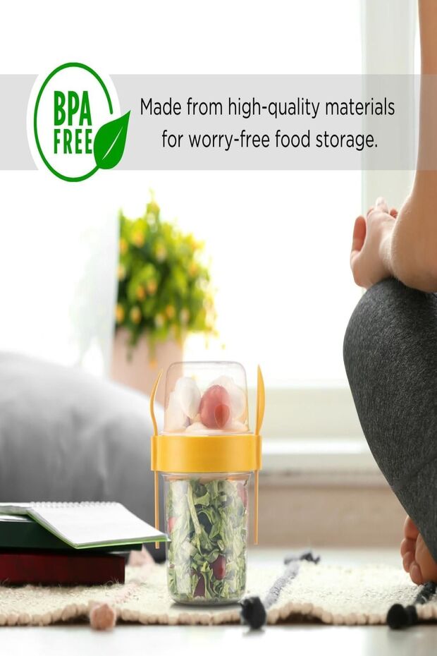 Hobbit Yellow 650 ml Food Transport and Storage Container with Lid, Spoon and Fork Snack Yogurt Container - 2