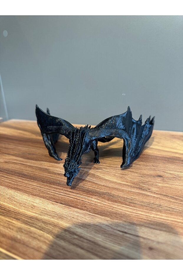 Dragon ejderha figürü baskılı