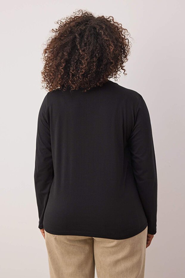 Siyah %100 Pamuk Uzun Kollu Bisiklet Yaka Regular Basic Örme Büyük Beden T-Shirt TBBAW26BF00000 - 4