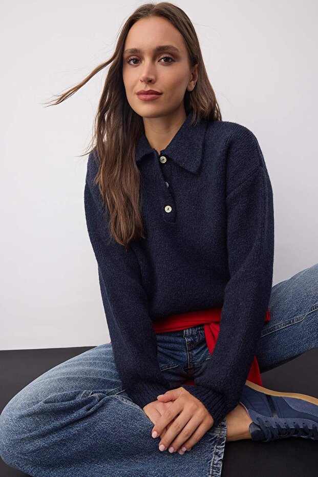 Wardrobe Essentials Lacivert Basic Geniş Kalıp Özel İplikli Triko Kazak | TWOAW26KZ00072 - 1
