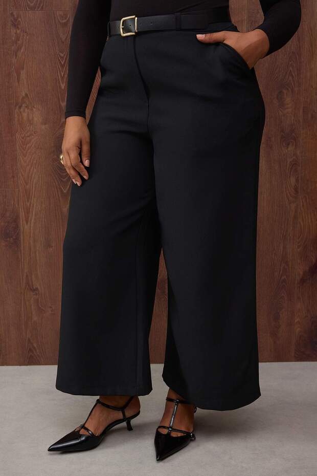 Özel Koleksiyon Siyah Wide Leg Premium Kemerli Büyük Beden Pantolon TBBAW26AR00001 - 3