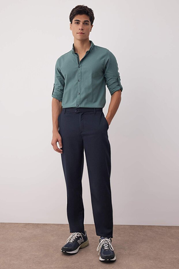 Koyu Yeşil Düğmeli Yaka Apoletli Slim Fit Uzun Kol %100 Pamuklu Keten Görünümlü Gömlek TMNSS20GO0189 - 5