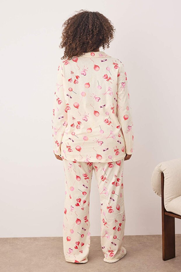 Ekru %100 Pamuklu Kalp Desenli Gömlek-Pantolon Örme Pijama Takımı TBBAW26AI00017 - 4