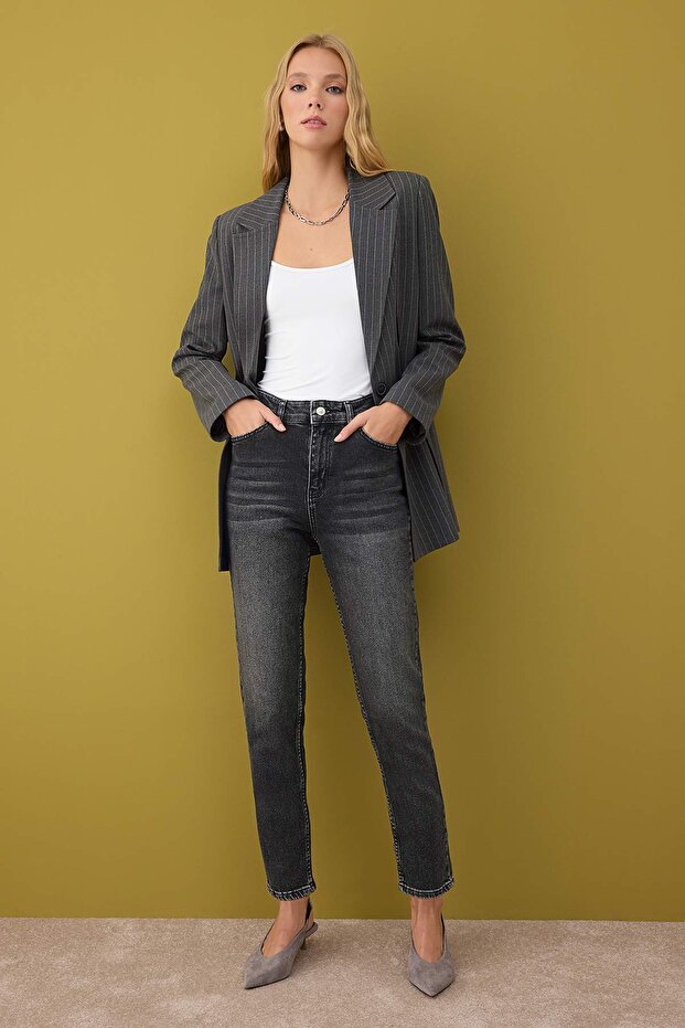 Antrasit Yüksek Bel Esnek Comfort Yeni Mom Jeans TWOAW26JE00056 - 1