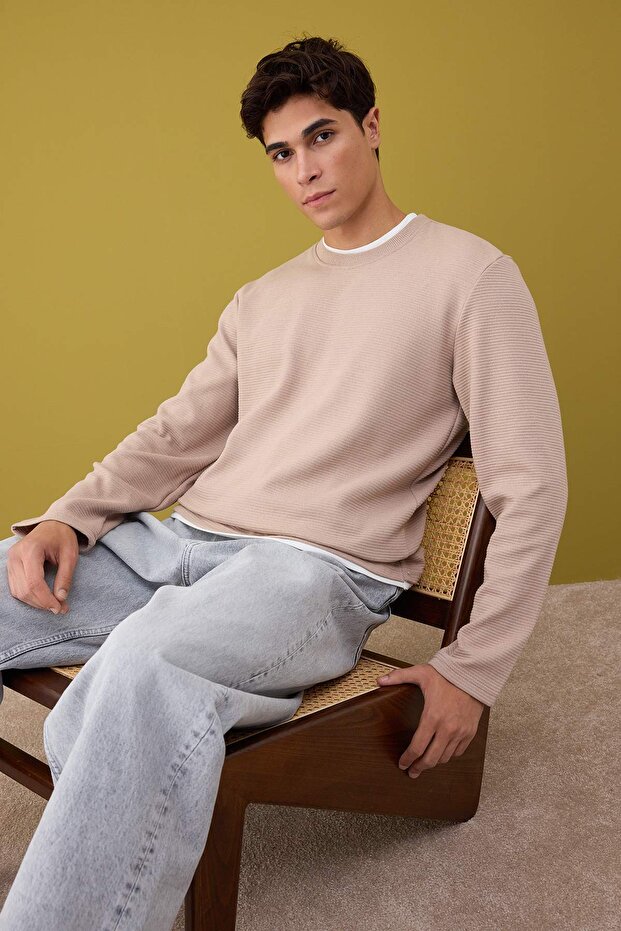 Bej Regular/Normal Kesim Dokulu Basic Sweatshirt TMNAW22SW0658 - 1
