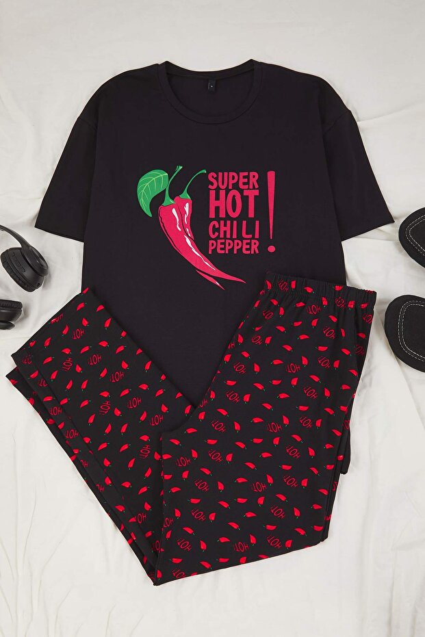 Siyah Regular Kesim Biber Baskılı Pamuklu Cep Detaylı Örme Pijama Takımı TMNAW26PT00019 - 1