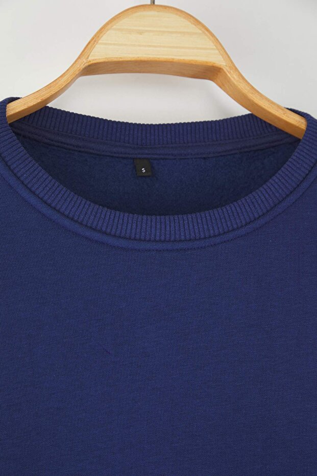 Lacivert Oversize/Geniş Kesim Pamuklu Basic İçi Polarlı Kalın Sweatshirt TMNAW25SW00011 - 11
