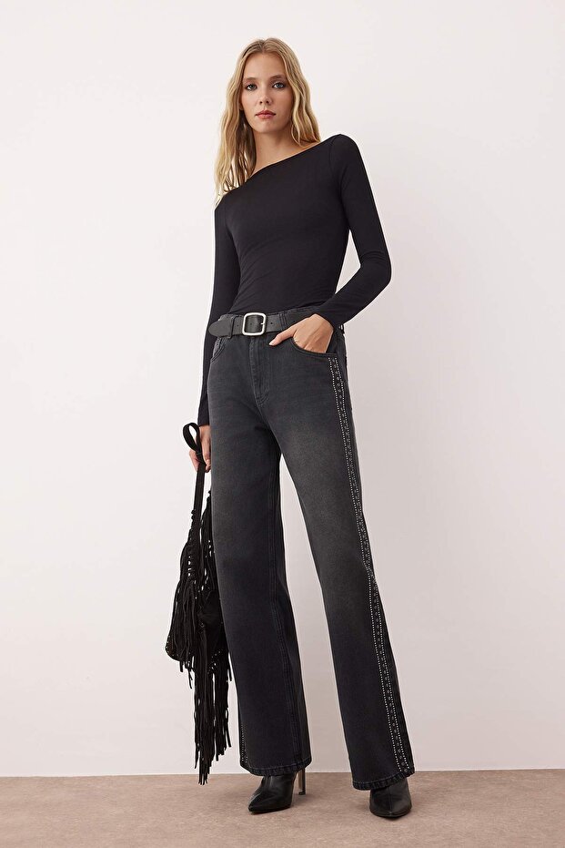 Siyah More Sustainable Yüksek Bel Aksesuar Detaylı Wide Leg Jeans TWOAW26JE00104 - 2