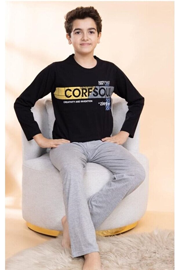 Young Men's Long Sleeve Figured Seasonal Pajamas