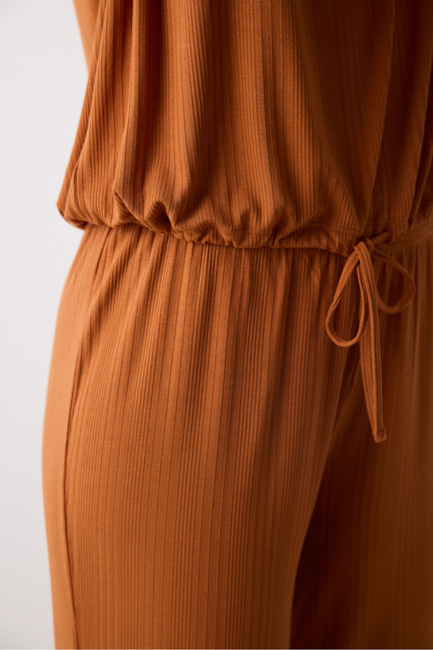 طقم بيجامة بنطلون بني فاتح من Hailey - 4