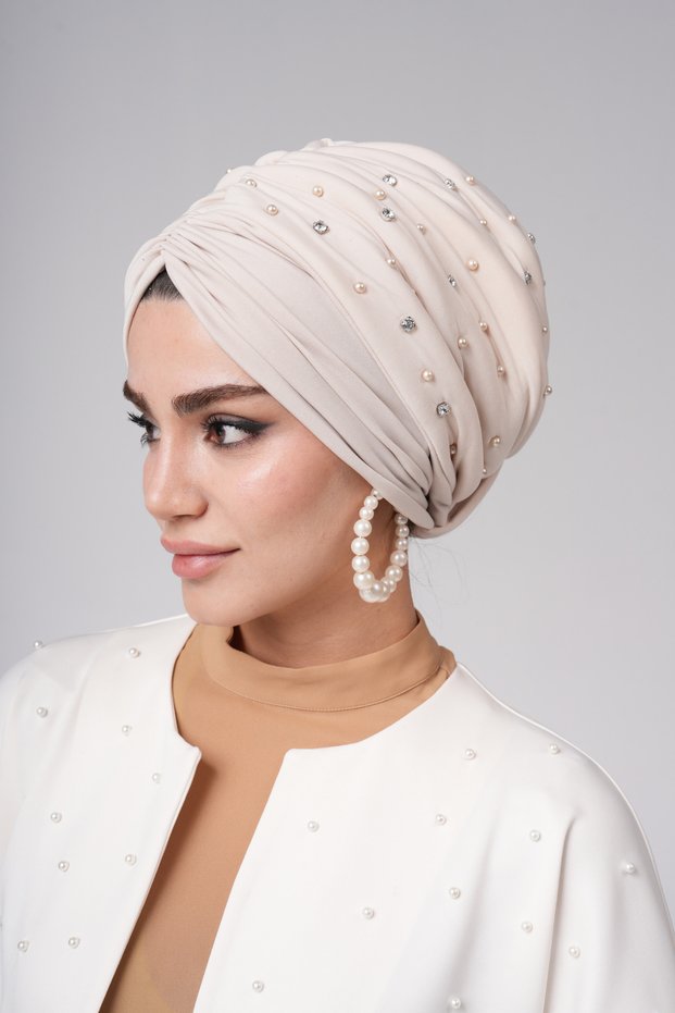 Hijab Bonnet – Fully Filled Bonnet – Silk Sandy Fabric – Anti-Sweat – Anti-Slip – 4 Seasons Use