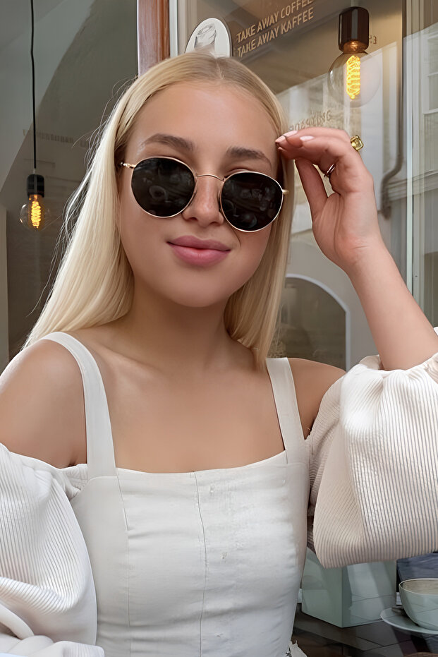 Unisex Round Gold Black Oval Sunglasses