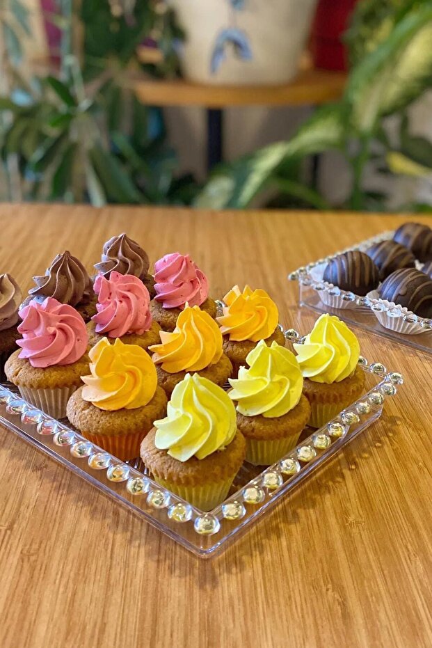 صينية تقديم بلاستيكية مستطيلة الشكل مطرزة بالخرز مكونة من 6 قطع مع مقبض - 3