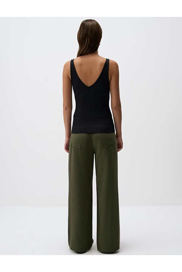 Siyah V Yaka Kolsuz Basic Örme Atlet - 6